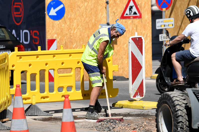 © APA/Roland Schlager Baustellenarbeit bei Sommerhitze