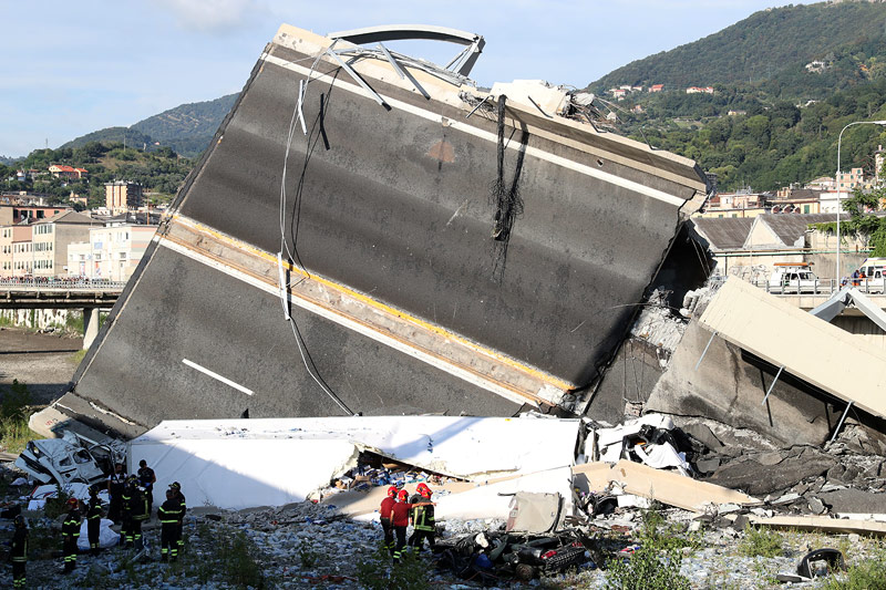 © Reuters/Stefano Rellandini Zerstörte Brücke in Genua