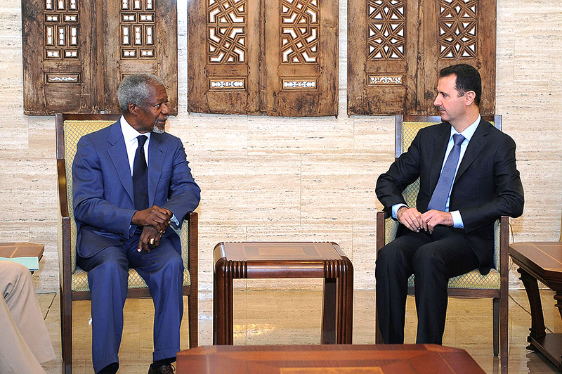 © Reuters/SANA UNO-Generalsekretär Kofi Annan und syrischer Machthaber Assad