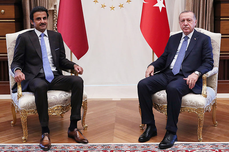 © AP/Presidential Press Service Recep Tayyip Erdogan und Emir Sheikh Tamim bin Hamad Al Thani