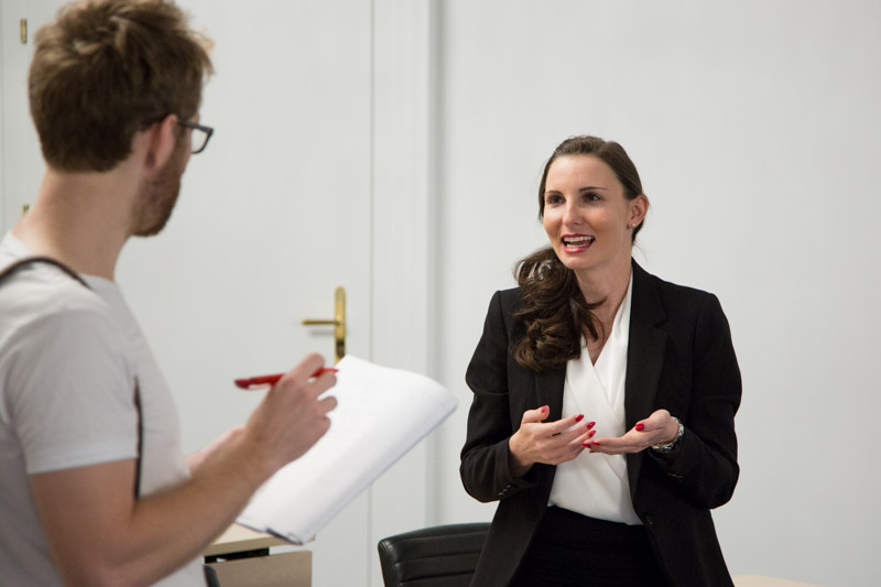 © ORF.at/Roland Winkler Mag. Julia Martos (Koordination Untersuchungsausschüsse)