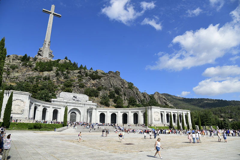 © AP/Javier Soriano Das Mausoleum des faschistischen Diktators Francisco Franco
