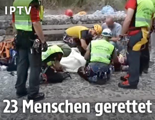 Einsatzkr&auml;fte bei der Raganello-Schlucht in Kalabrien