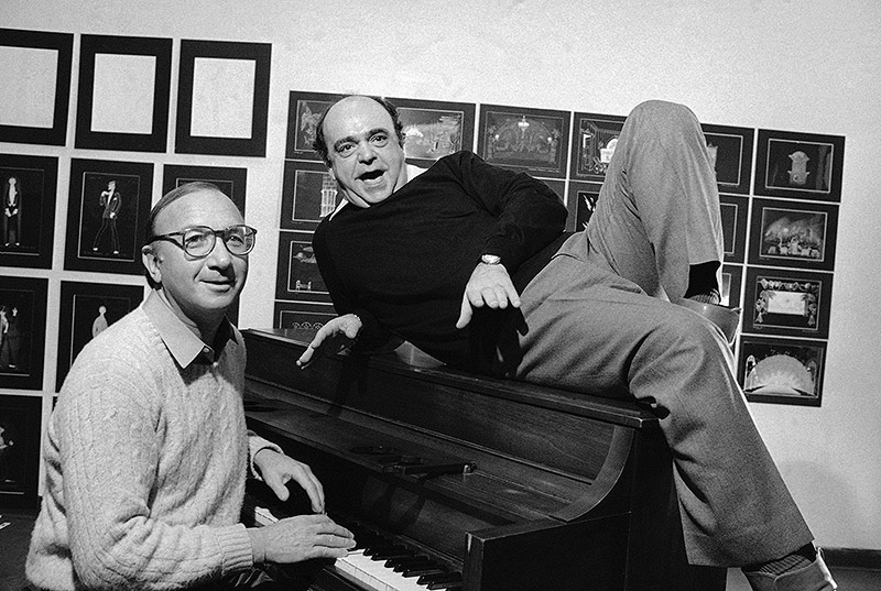 © AP Neil Simon und Schauspieler James Coco im Jahr 1981