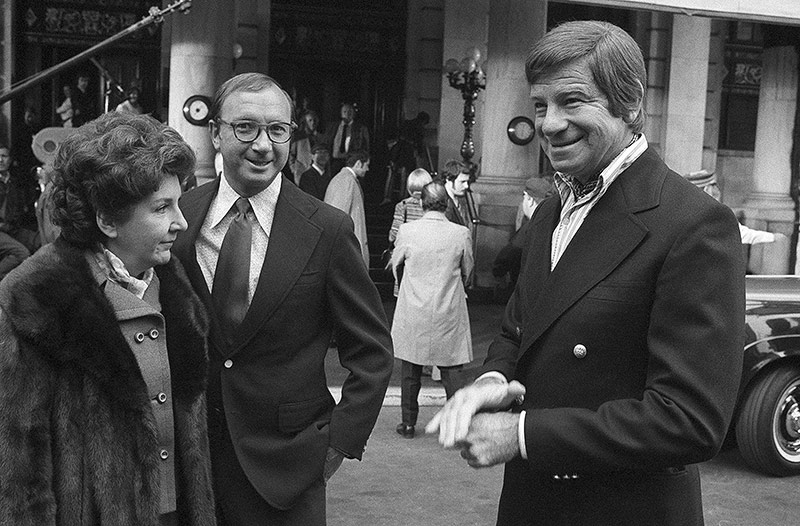 © AP Maureen Stapleton, Neil Simon und Walter Matthau, im September 1970